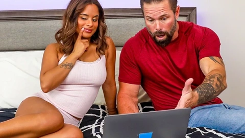 Isabella Jules: Sexy Laptop Seduction